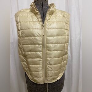 NWOT JoyLab Large Cream Puffer Vest 🛷